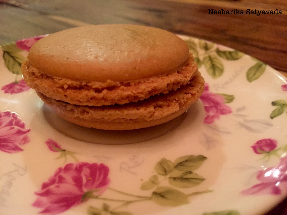 Macaroon_Eclaire