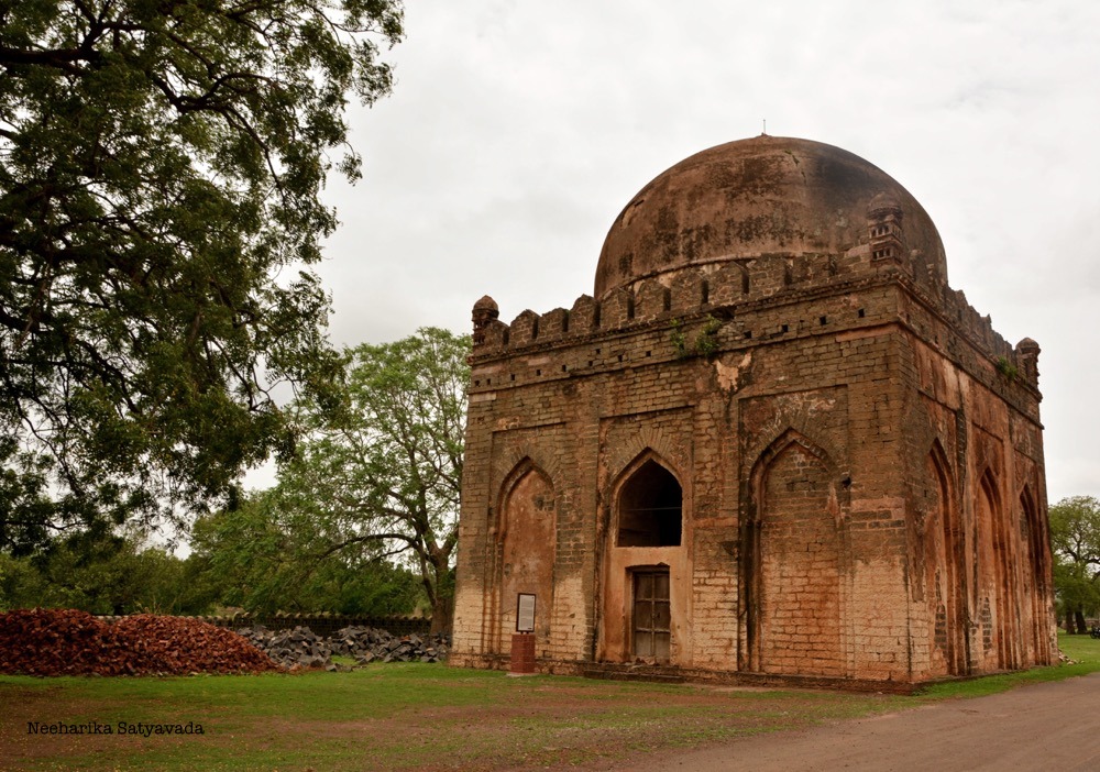 Bahamani Tombs Bidar