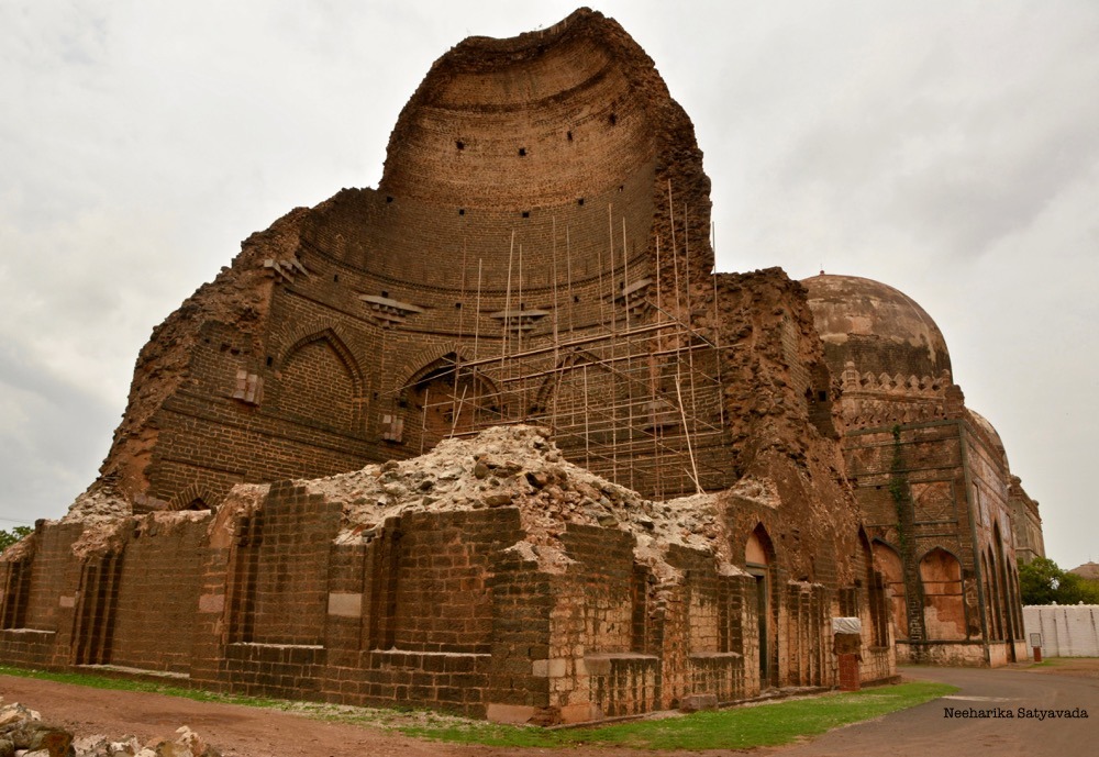 Bahamani Tombs Bidar