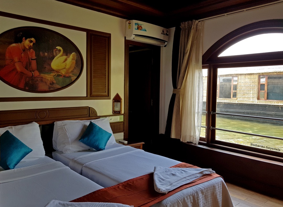 Lakes and Lagoons Houseboat_Kerala_Allepy
